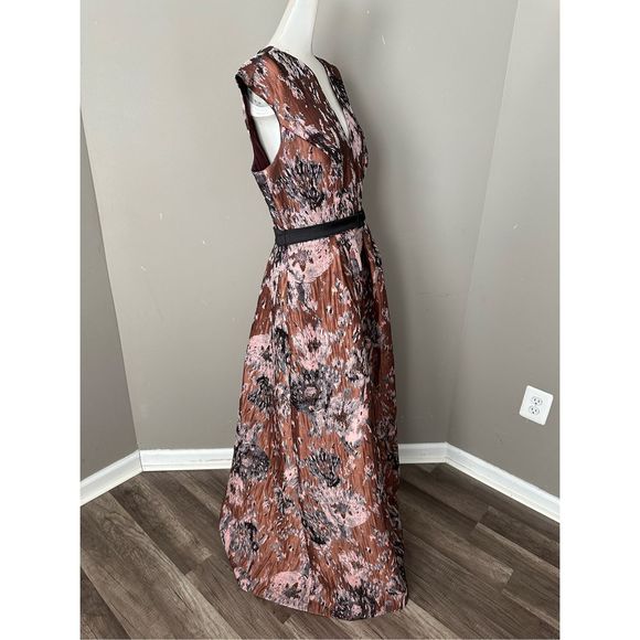 NWT KAY UNGER PAOLA GOWN SIZE 16 $478 - Picture 7 of 10
